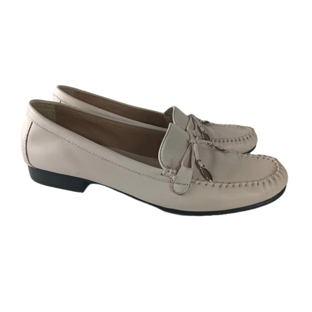 Mootsies Toosies Women’s Shoes Loafers Slip On Flats White Color Size 8